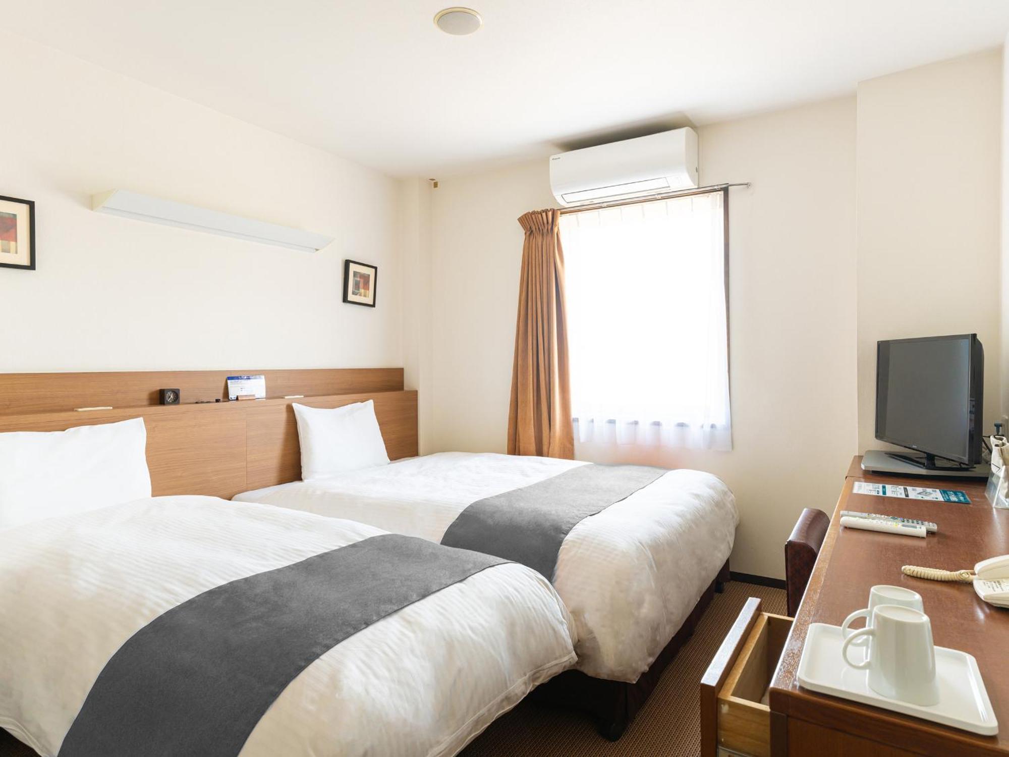 Vessel Hotel Higashi Hiroshima Bagian luar foto