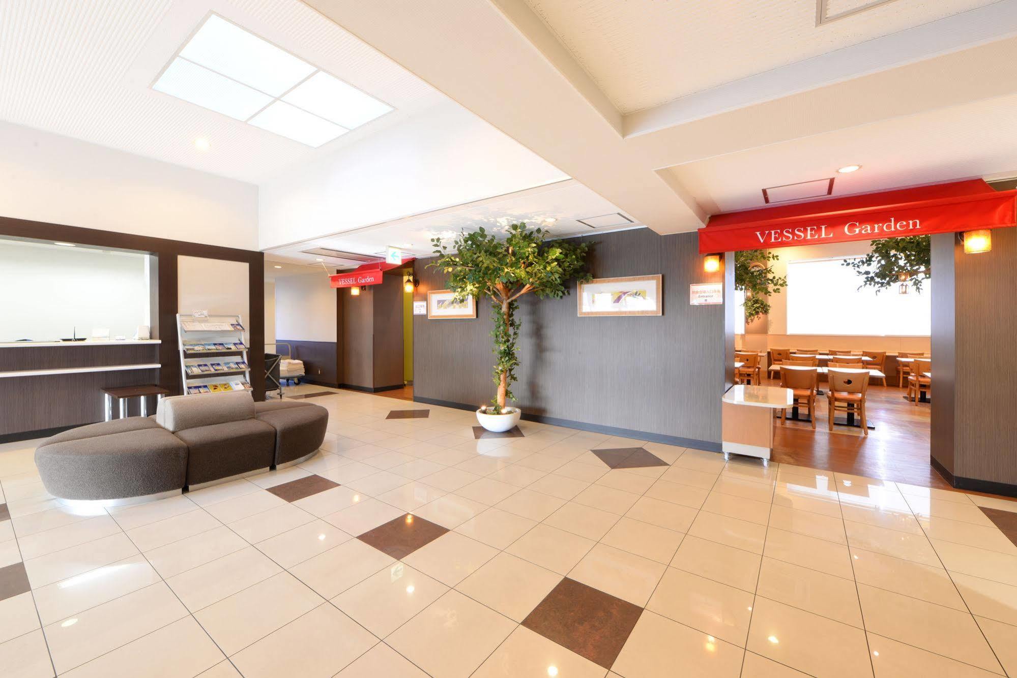 Vessel Hotel Higashi Hiroshima Bagian luar foto